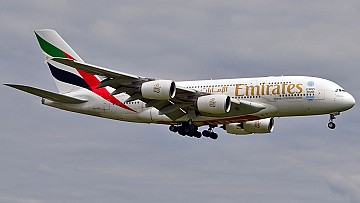 14 osób rannych na pokładzie airbusa A380 Emirates