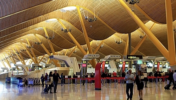 Sierpień na lotniskach Hiszpanii